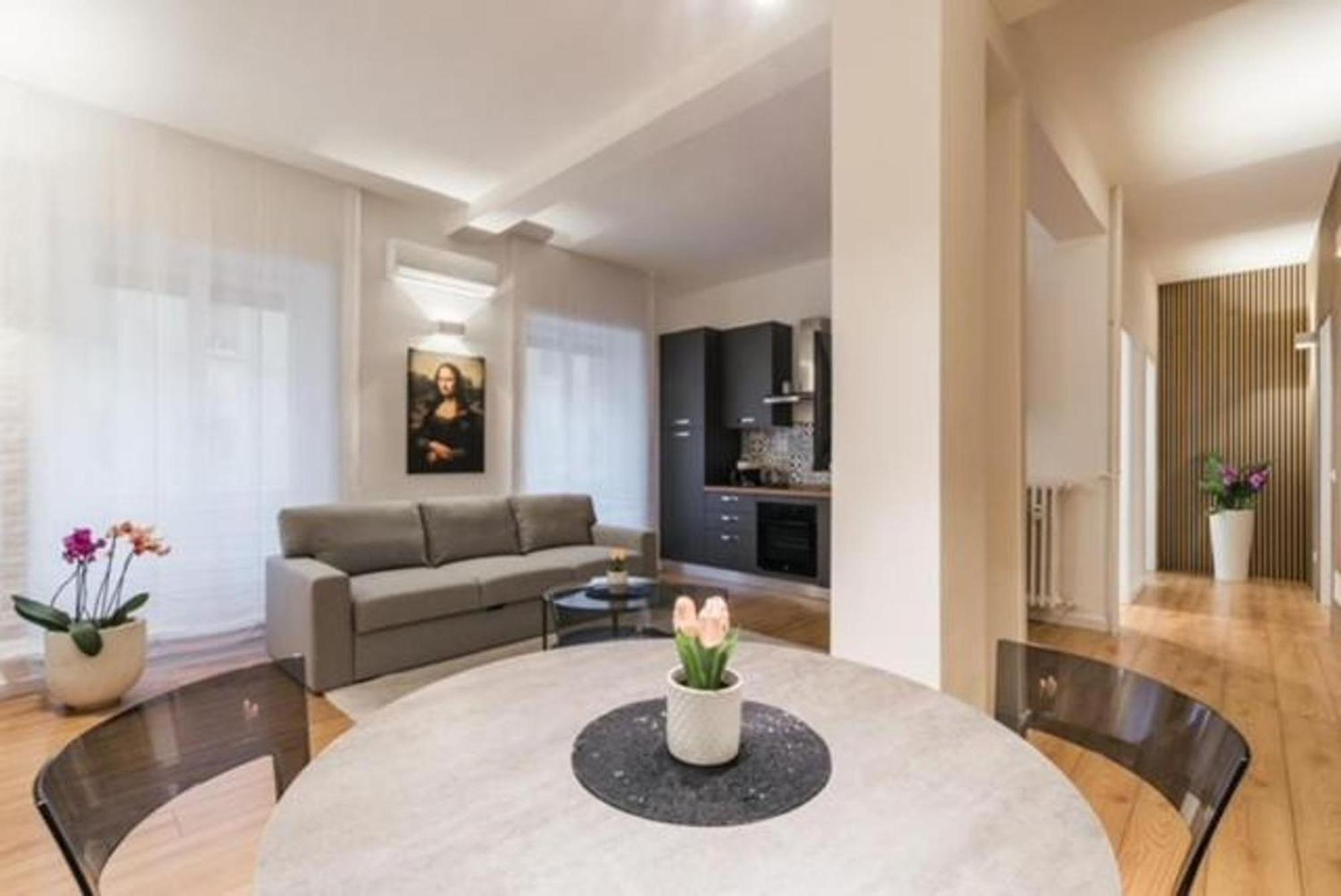 The Fifth Apartamento Roma